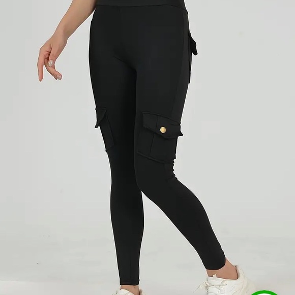 Women's High Waist With Pocket Leggings, Stretchy, and quick Dry - Picture 7 of 8